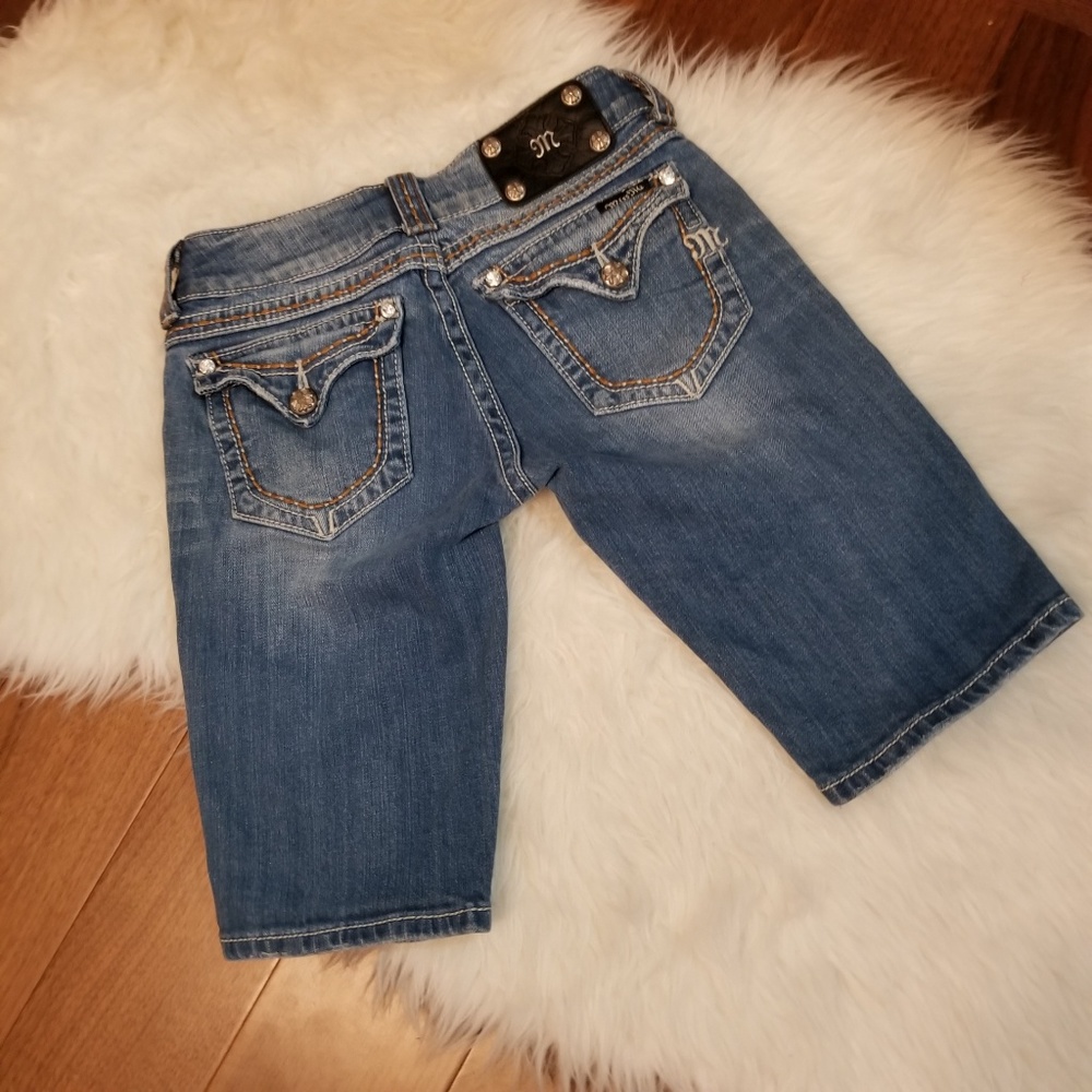 Miss Me Bermuda Size 25 Women's